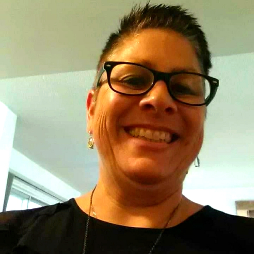 Meet your Posher, Angela